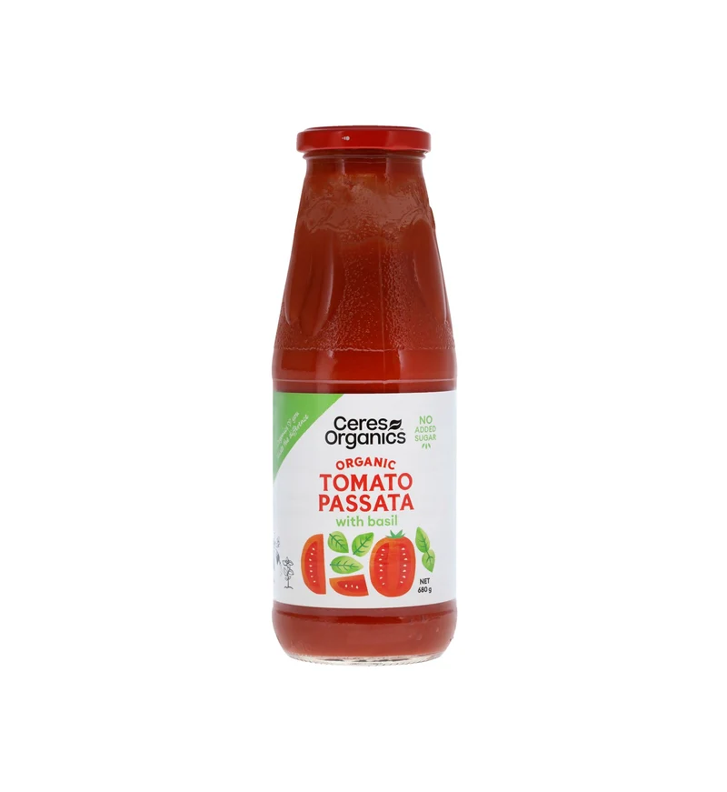 Organic Tomato Passata with Basil 680g